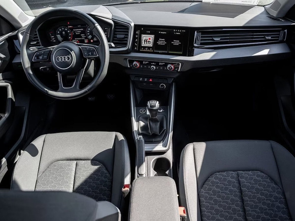 Audi A1 Sportback 25 TFSI Advanced (4)