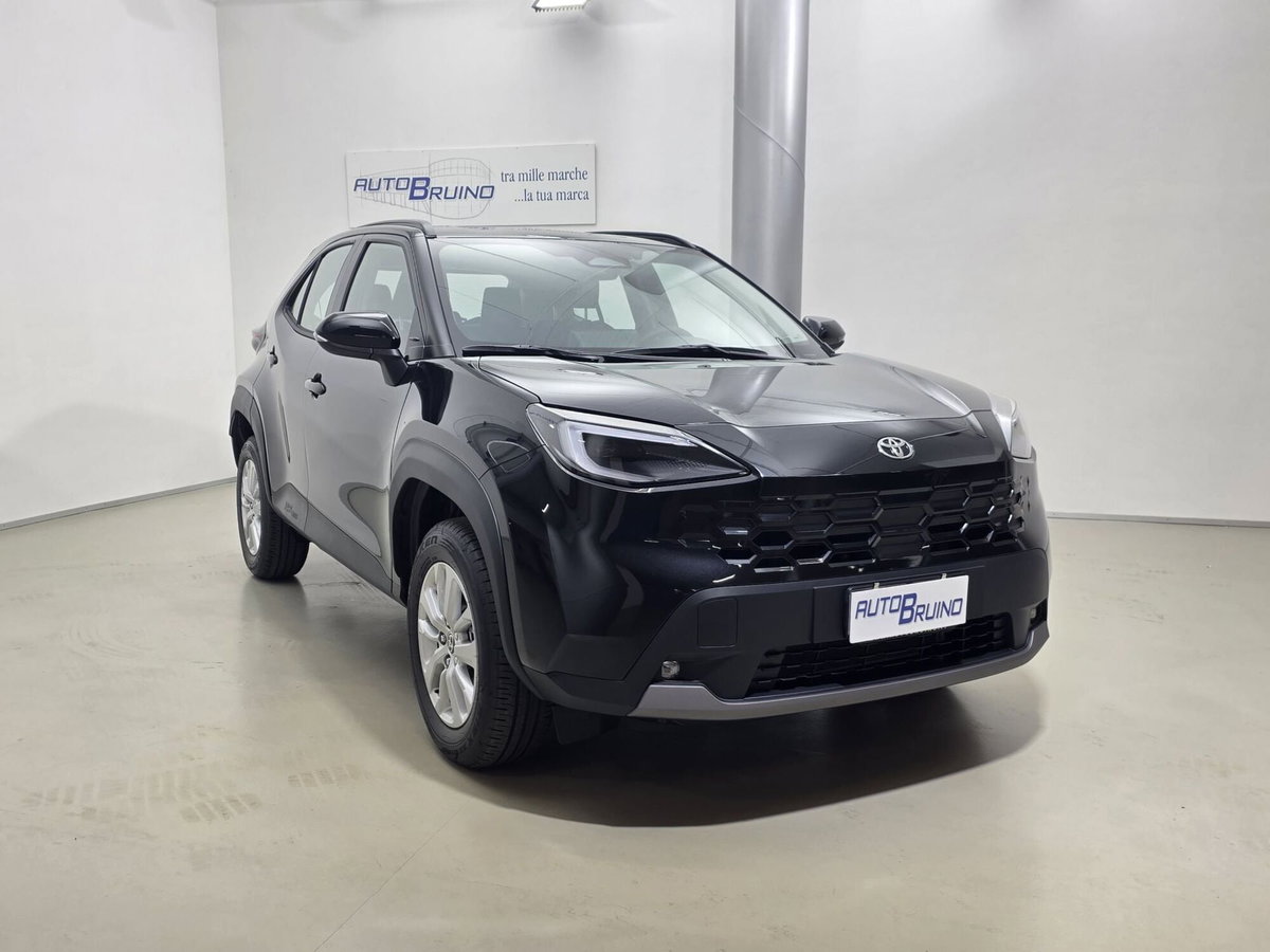 Toyota Yaris Cross 1.5h GR Sport Black Sky fwd 116cv e-cvt (9)