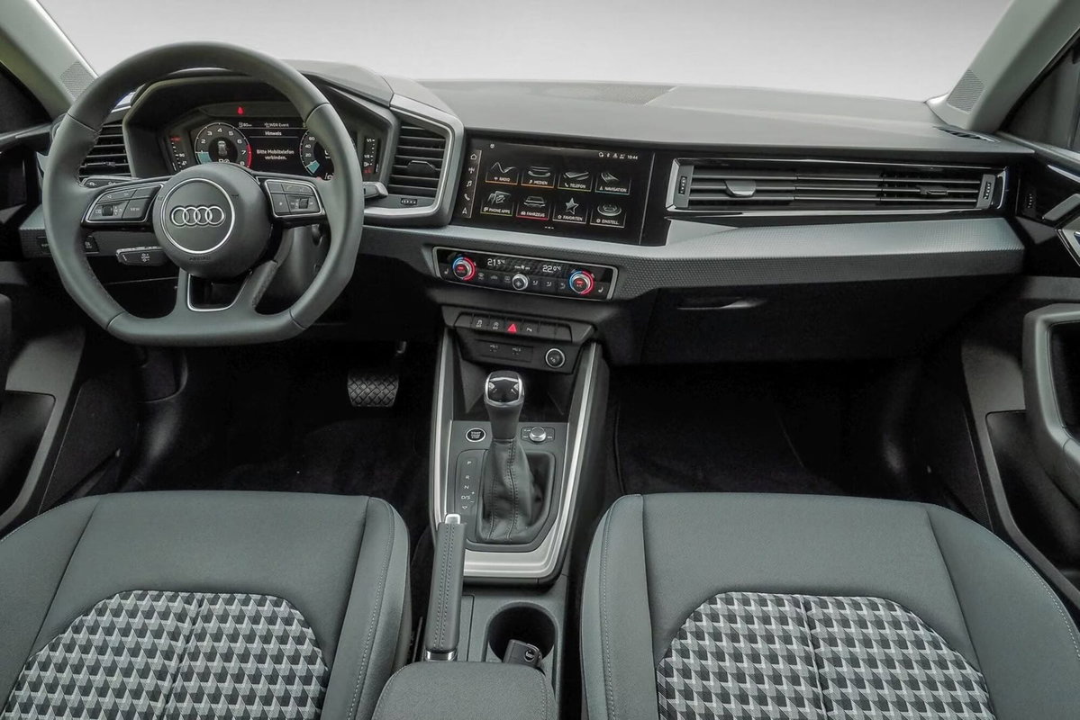 Audi A1 Sportback 30 TFSI S line edition (6)