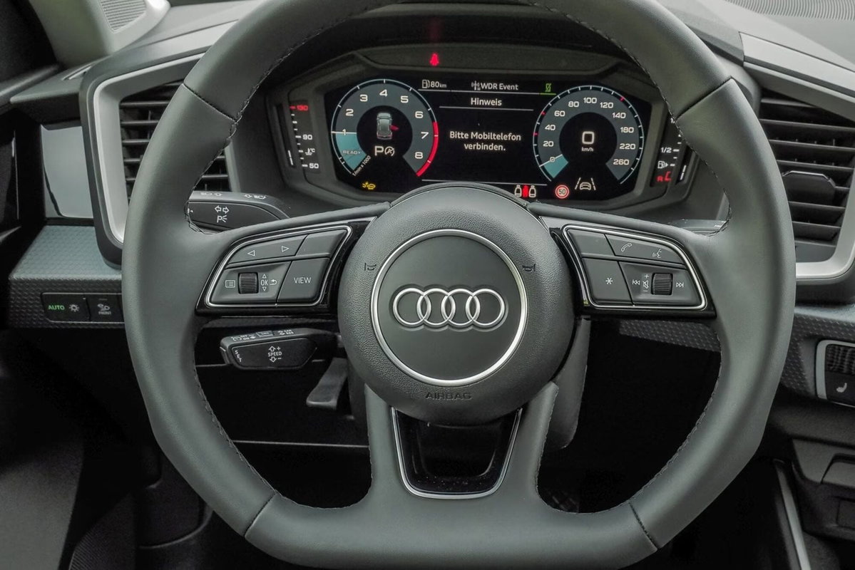 Audi A1 Sportback 30 TFSI S line edition (7)