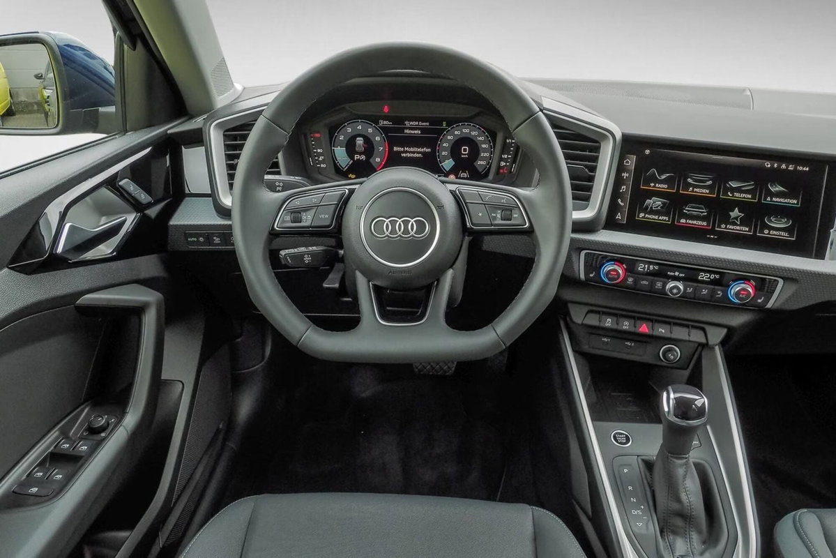 Audi A1 Sportback 30 TFSI S line edition (9)