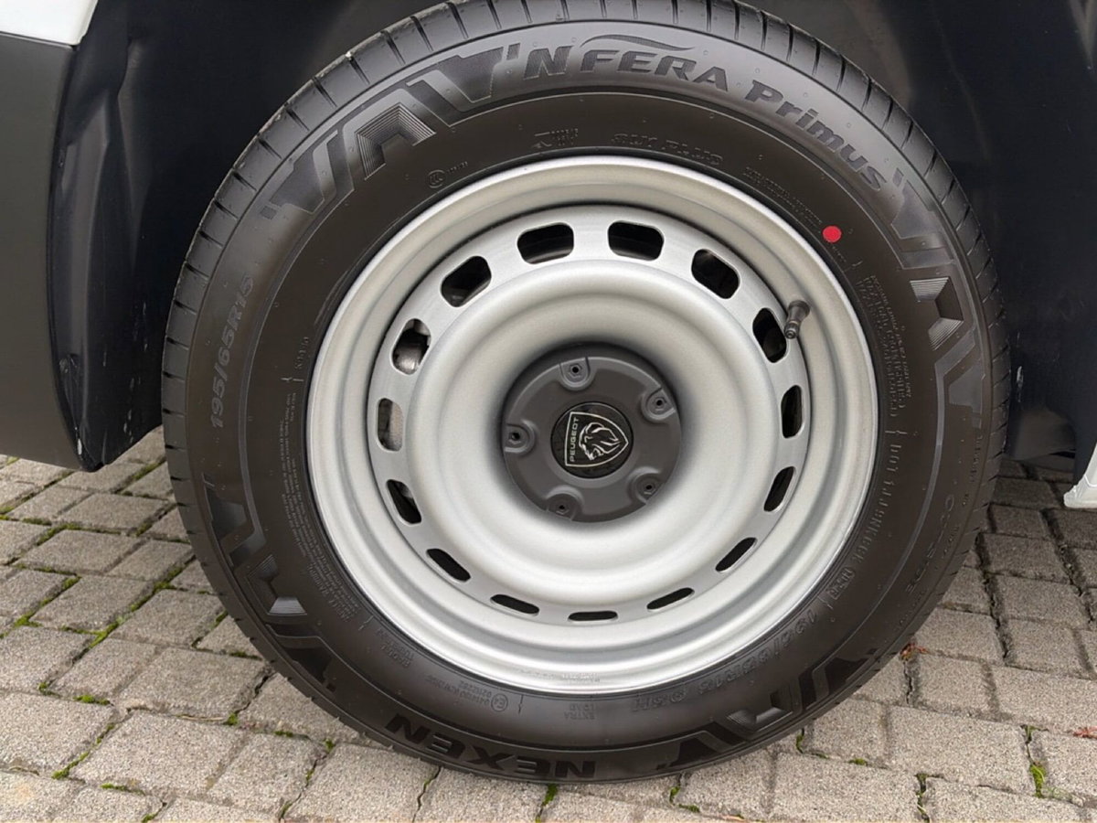 Peugeot Partner Furgone M 1.5 diesel 100cv S&S (14)