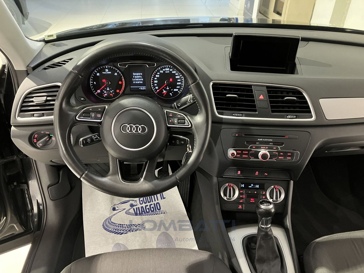 Audi Q3 2.0 TDI Business (11)