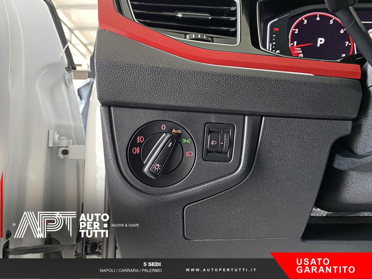 Volkswagen Polo 2.0 TSI DSG GTI BlueMotion Technology (9)