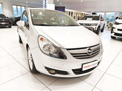 Opel Corsa 1.4 16V 3 porte aut. Sport