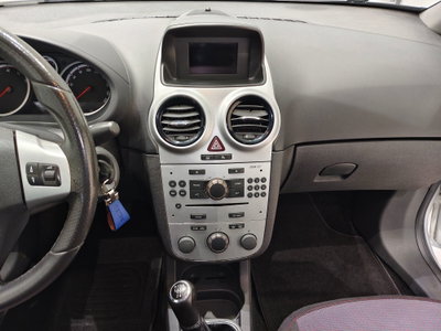 Opel Corsa 1.4 16V 3 porte aut. Sport (15)