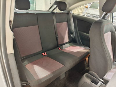 Opel Corsa 1.4 16V 3 porte aut. Sport (6)