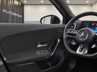 Mercedes-Benz Classe A 35 AMG 4Matic (6)