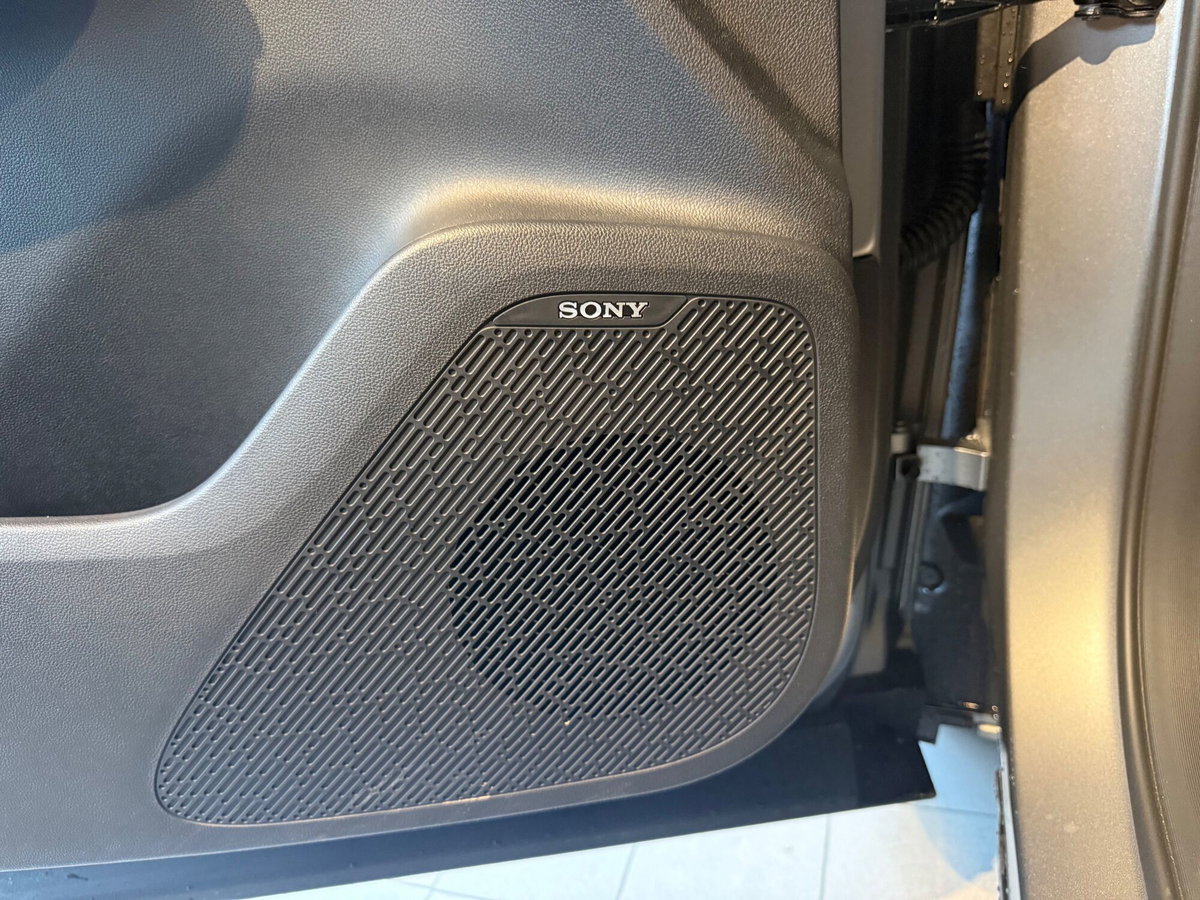 Omoda Omoda 7 SHS-P 1.5 tgdi phev Premium Pro dht (19)