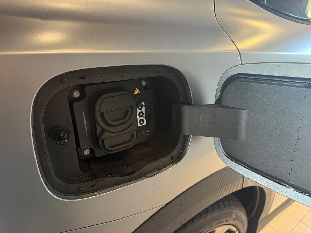 Omoda Omoda 7 SHS-P 1.5 tgdi phev Premium Pro dht (20)