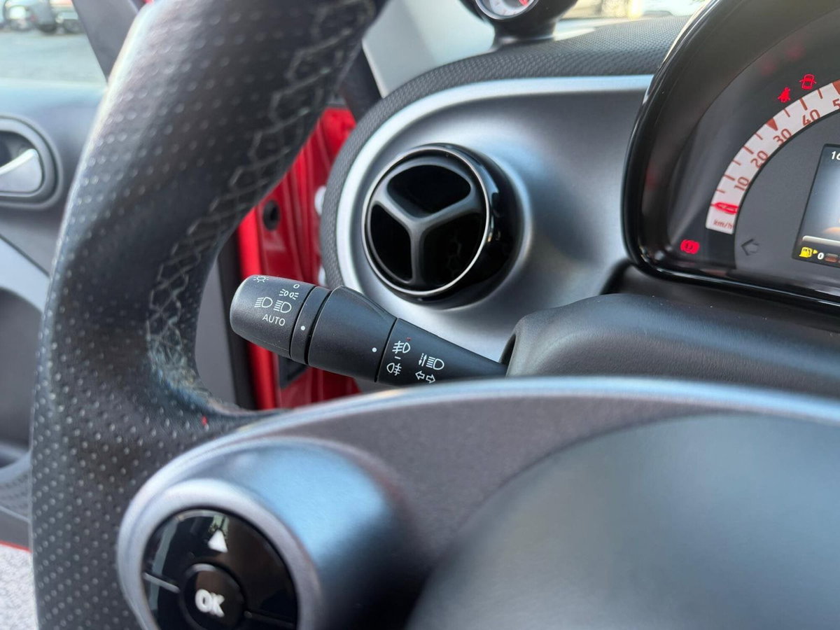 smart forfour forfour 90 0.9 Turbo Urban (13)