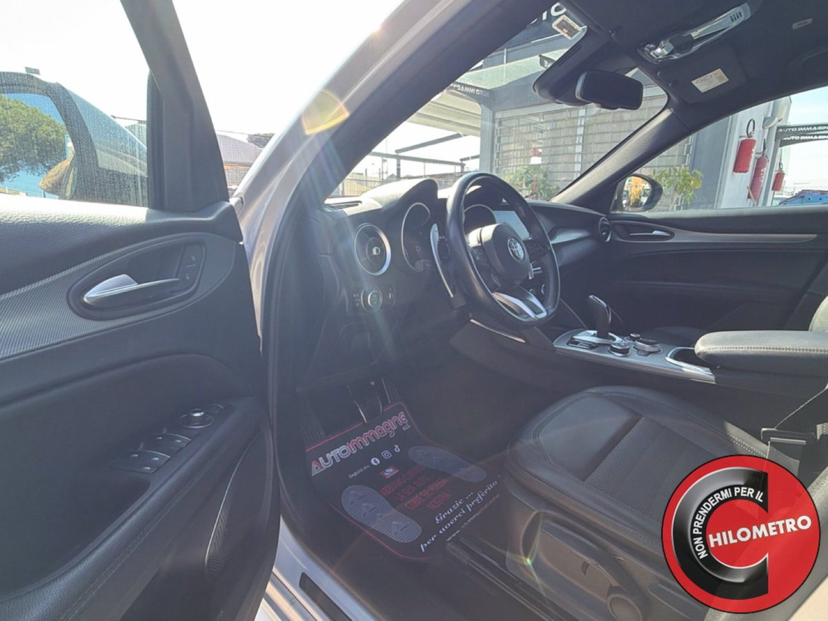 Alfa Romeo Stelvio 2.2 t Veloce Q4 210cv auto (15)