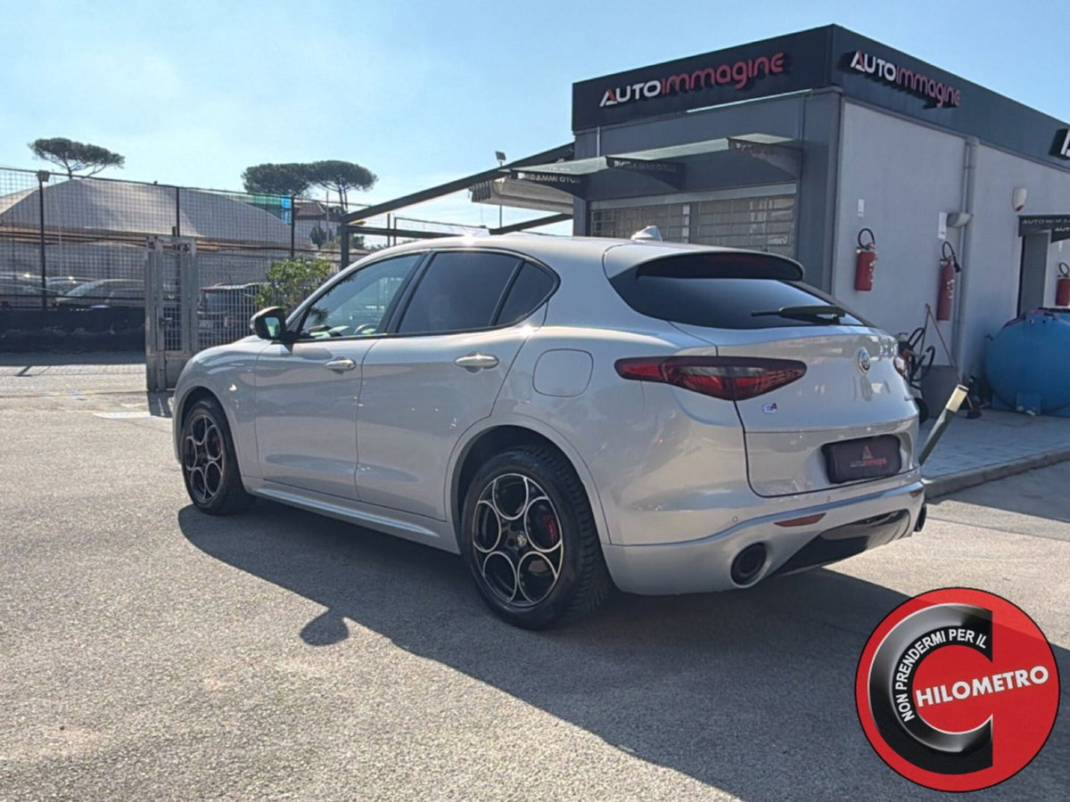 Alfa Romeo Stelvio 2.2 t Veloce Q4 210cv auto (4)