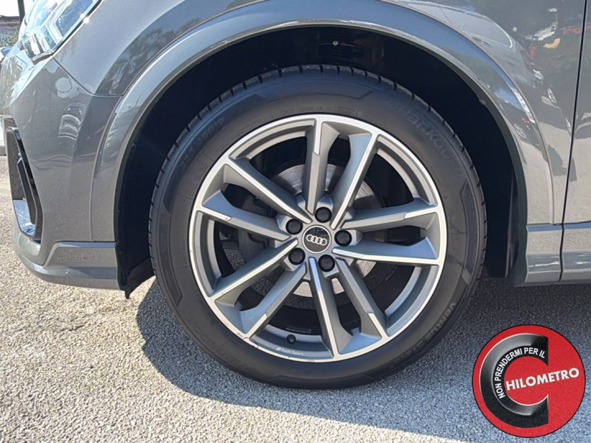 Audi Q3 Sportback 2.0 tdi S line edition 150cv s-tronic (12)