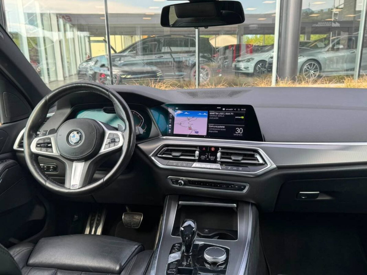 BMW X5 xDrive30d Msport (7)