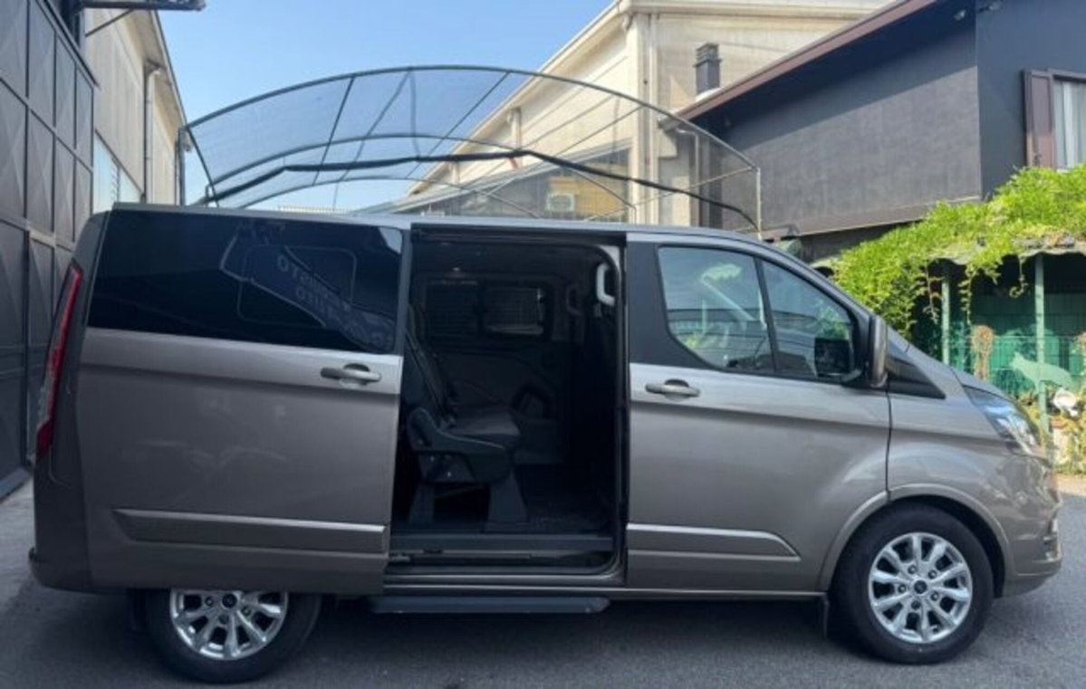 Ford Tourneo Custom 310 2.0 TDCi 170CV aut. PC Titanium (4)