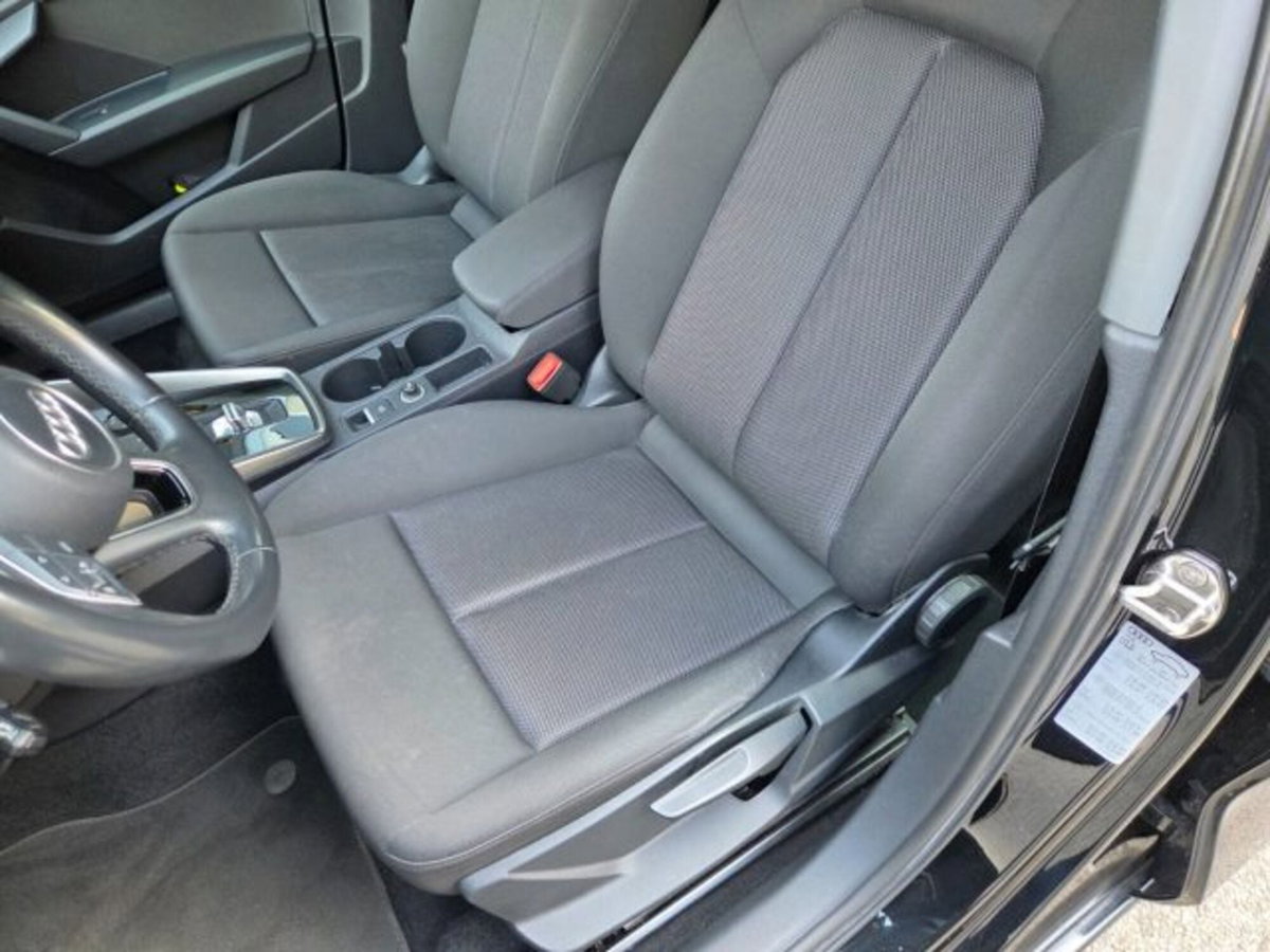 Audi A3 Sportback 40 TFSI e S tronic Business Advanced (16)