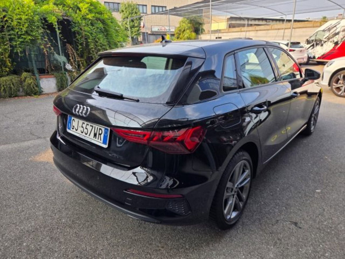 Audi A3 Sportback 40 TFSI e S tronic Business Advanced (4)