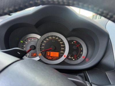 Toyota Rav4 D-4D 150 CV (17)