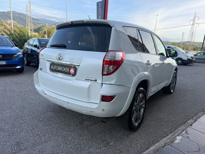 Toyota Rav4 D-4D 150 CV (4)