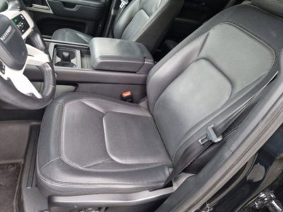 Land Rover Defender 110 3.0D I6 300 CV AWD Auto X-Dynamic HSE (18)