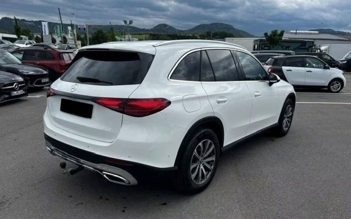 Mercedes-Benz GLC 200 4Matic Mild Hybrid AMG Premium (7)