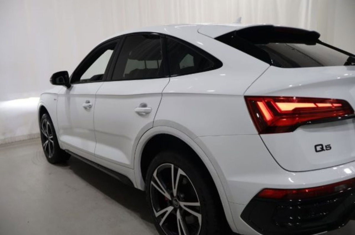 Audi Q5 Sportback 40 2.0 tdi mhev 12V S line Plus quattro s-tronic (8)