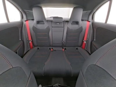 Mercedes-Benz Classe A AMG 35 AMG Line Premium Plus 4matic auto (10)