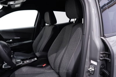 Peugeot 2008 1.2 puretech Allure s&s 100cv (11)