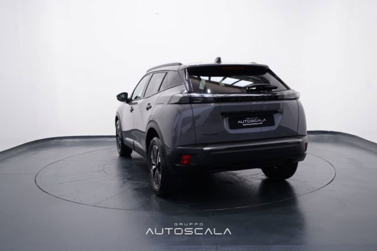 Peugeot 2008 1.2 puretech Allure s&s 100cv (4)