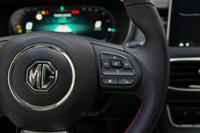 Mg EHS Plug-in Hybrid Excite (18)