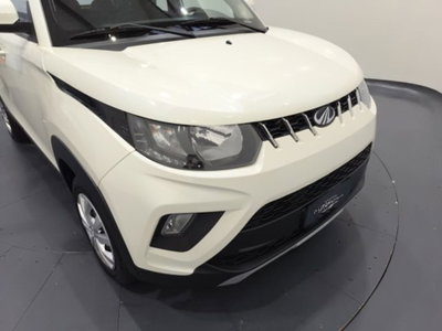 Mahindra KUV100 1.2 K8 m-bifuel (19)