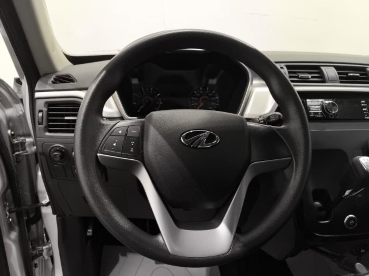 Mahindra KUV100 1.2 K8 m-bifuel (10)