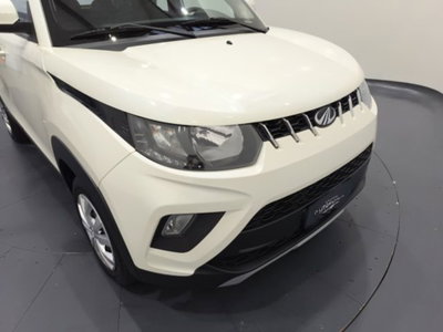 Mahindra KUV100 1.2 K8 m-bifuel (18)