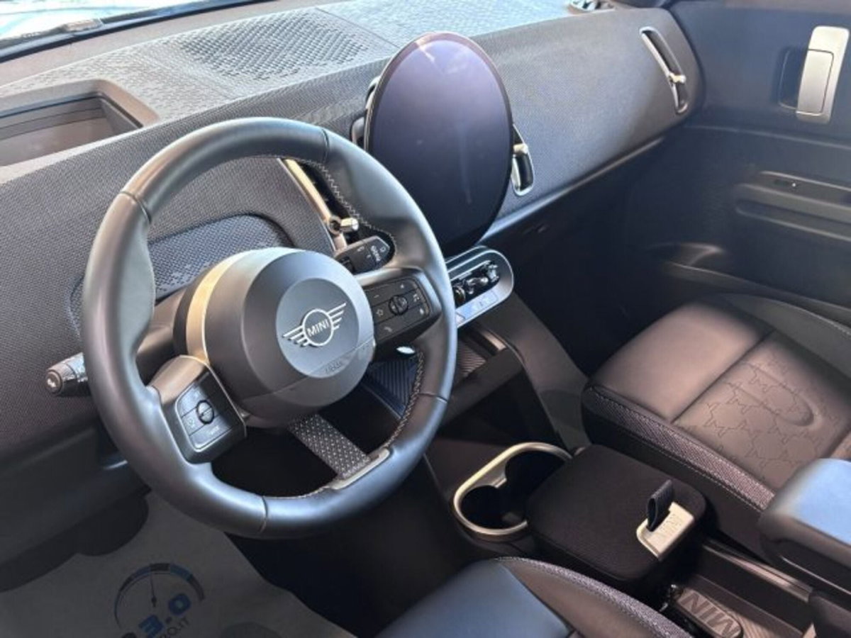 MINI Mini Countryman 1.5 48V C Classic auto (7)