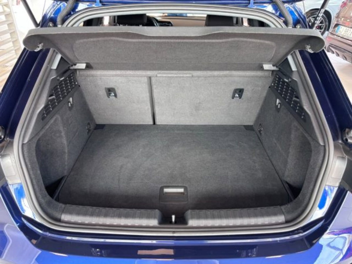 Audi A3 Sportback 30 TDI S tronic Business Advanced (11)