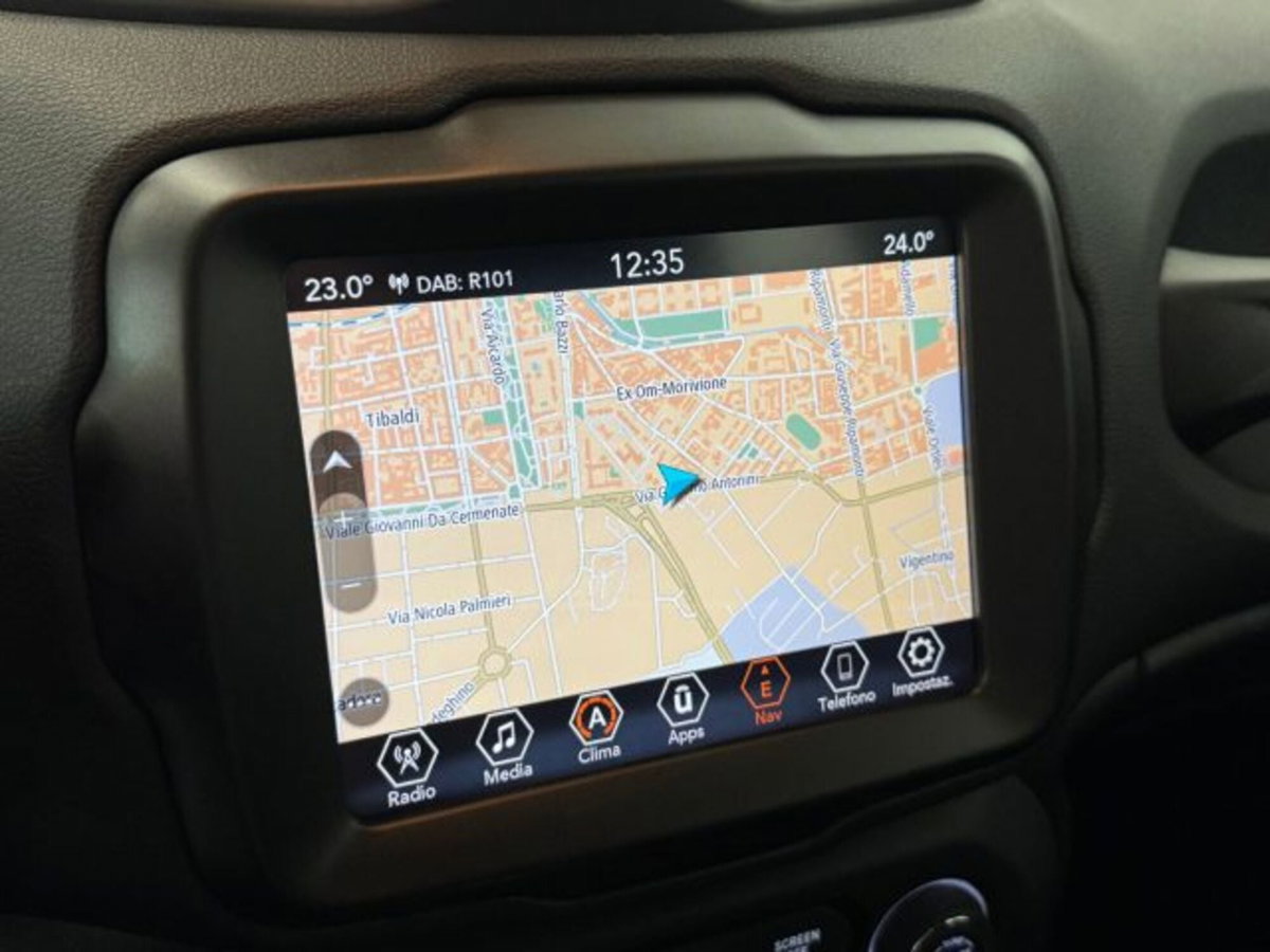 Jeep Renegade 1.5 Turbo T4 MHEV Limited (14)