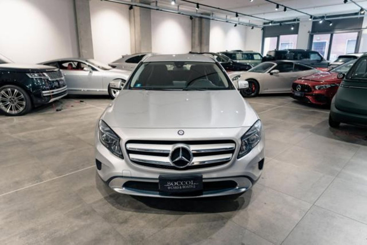 Mercedes-Benz GLA SUV 180 d Automatic Executive (2)