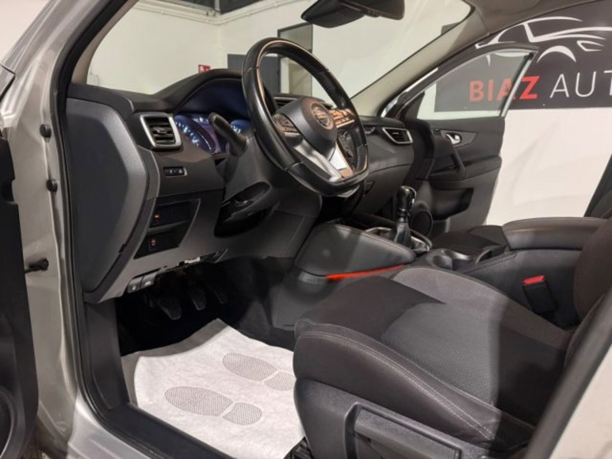 Nissan Qashqai 1.5 dCi 115 CV Tekna (10)