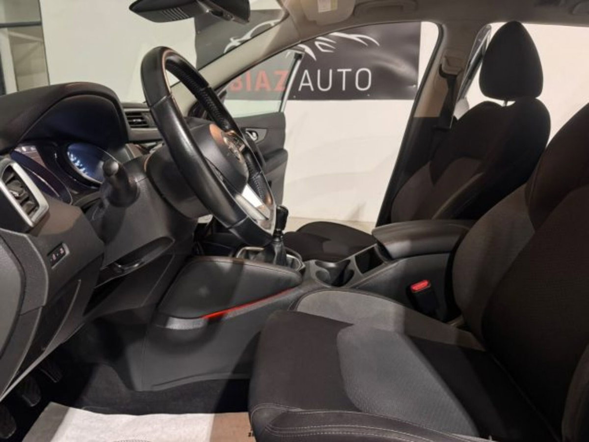 Nissan Qashqai 1.5 dCi 115 CV Tekna (11)