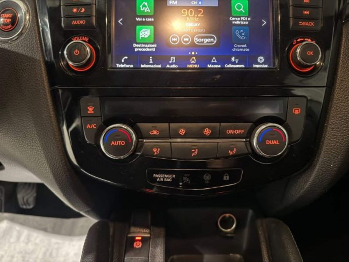 Nissan Qashqai 1.5 dCi 115 CV Tekna (17)