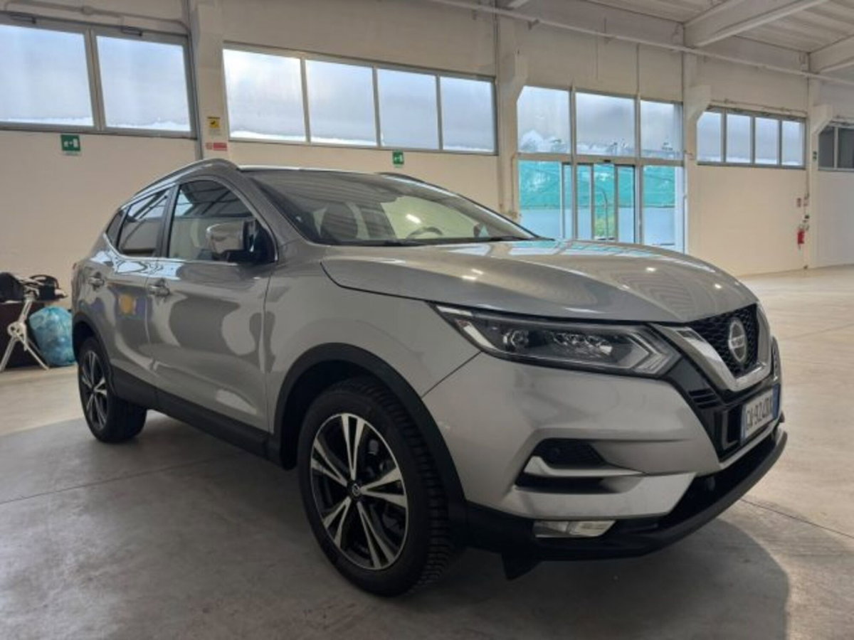 Nissan Qashqai 1.5 dCi 115 CV Tekna (2)