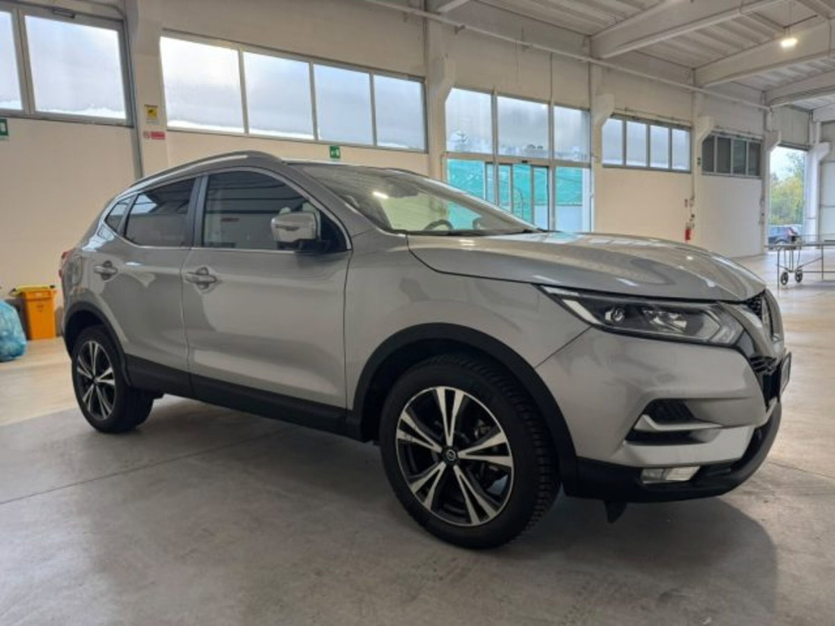Nissan Qashqai 1.5 dCi 115 CV Tekna (9)