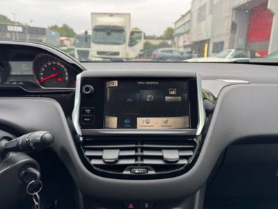 Peugeot 208 VTi 82 CV 5 porte Access (11)