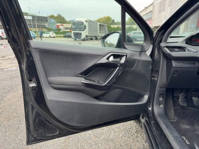 Peugeot 208 VTi 82 CV 5 porte Access (16)