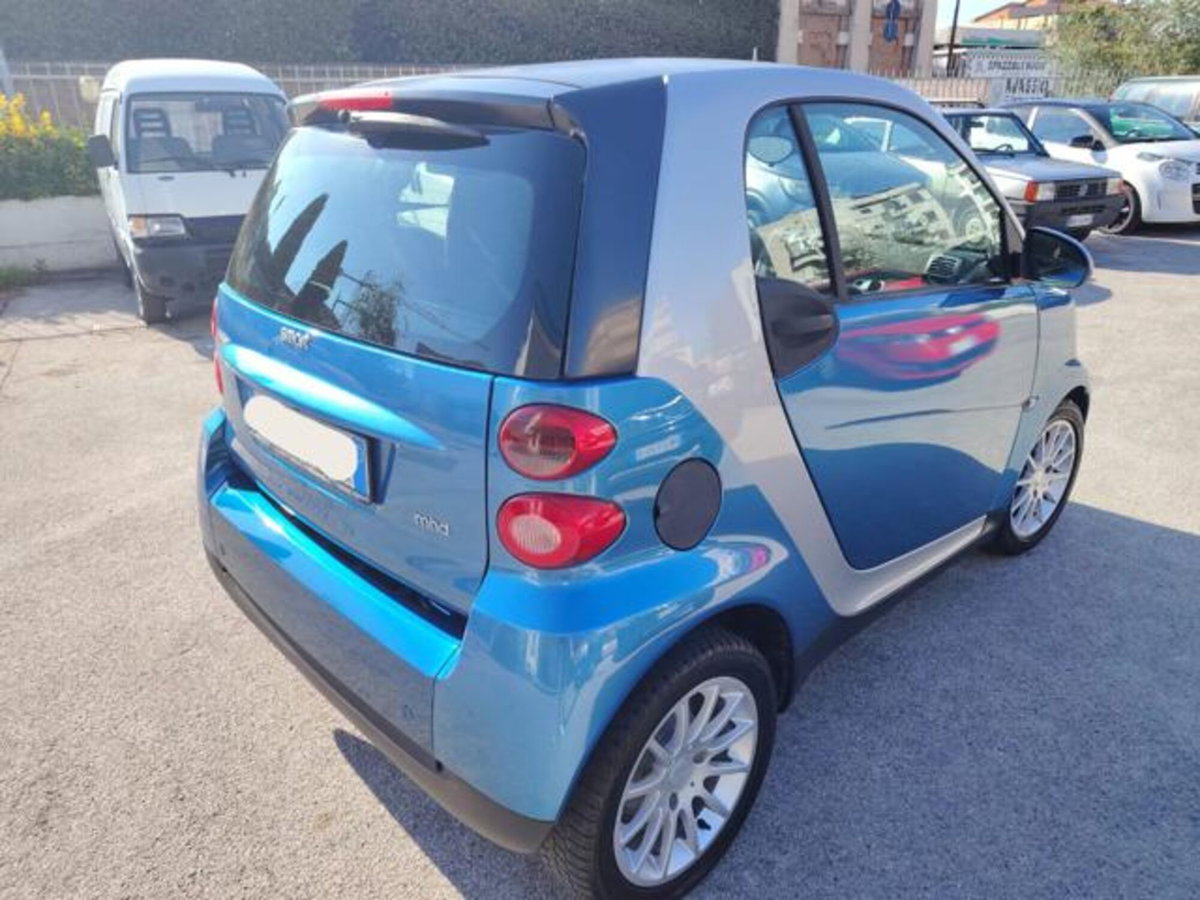 smart Fortwo 1000 52 kW MHD coupé passion (6)
