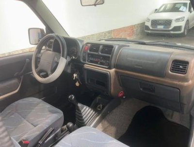 Suzuki Jimny 1.3i 16V cat 4WD JLX (8)