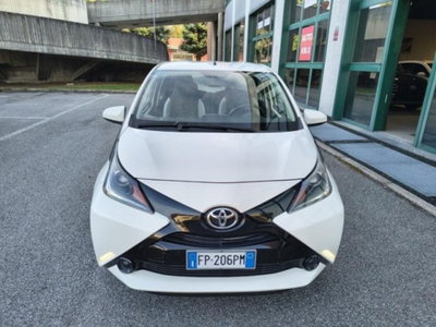 Toyota Aygo 1.0 VVT-i 69 CV 5 porte x-play TSS (8)