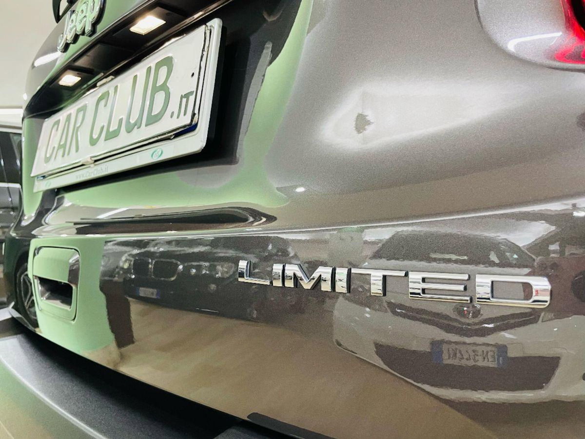 Jeep Renegade 1.6 Mjt 120 CV Limited (9)