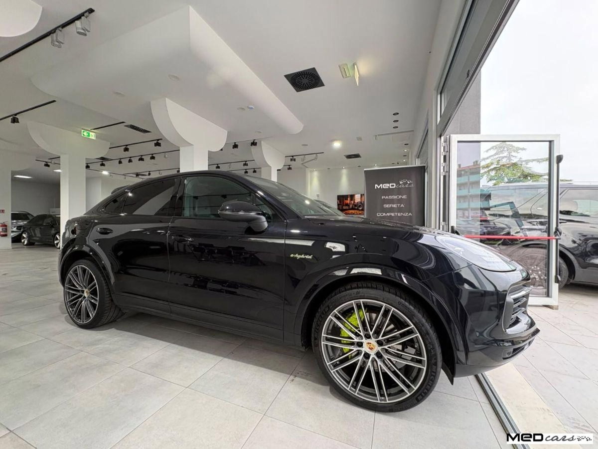 Porsche Cayenne 3.0 V6 (2)